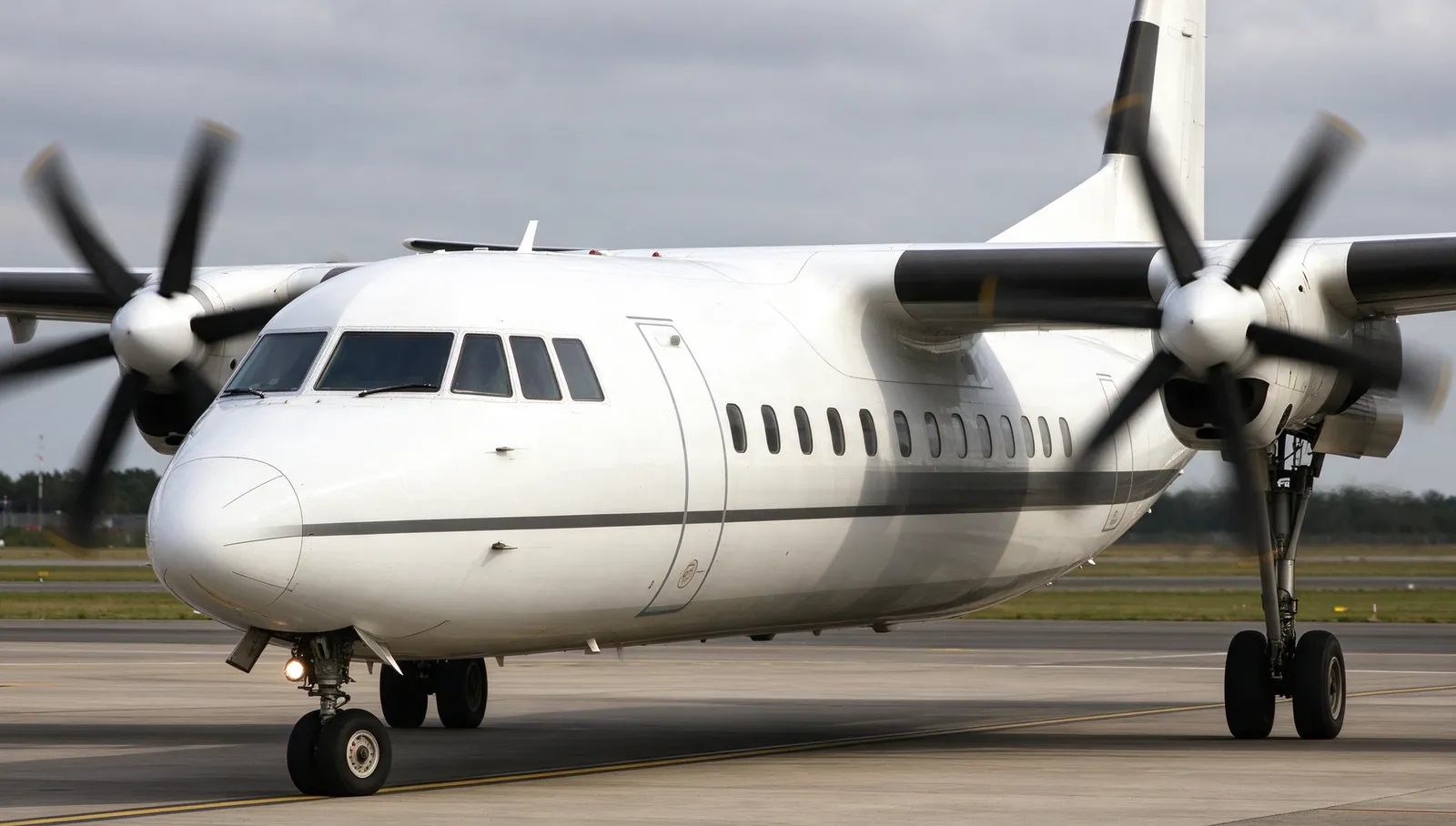 Fokker 50, photograph