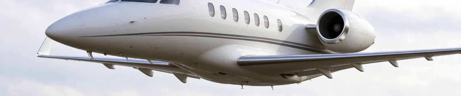 Hawker 4000